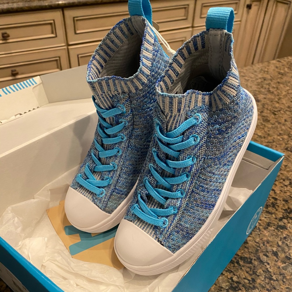 Native shoes kids size 13